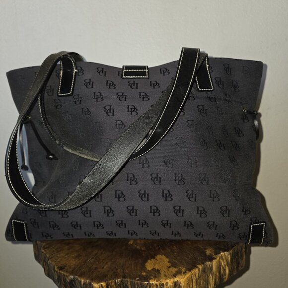 Dooney & Bourke Black Signature Jacquard Canvas Leather Trim Tote Bag w/ Pouch - Picture 7 of 16